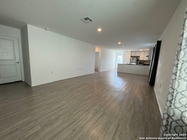 9127 Coronal Rings San Antonio, TX 78252 - Photo 3 of 18