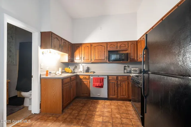 $2,400,000 | 171 Hill Street, Troy, NY 12180