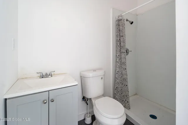 $2,400,000 | 171 Hill Street, Troy, NY 12180