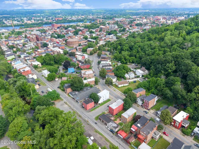 $2,400,000 | 171 Hill Street, Troy, NY 12180