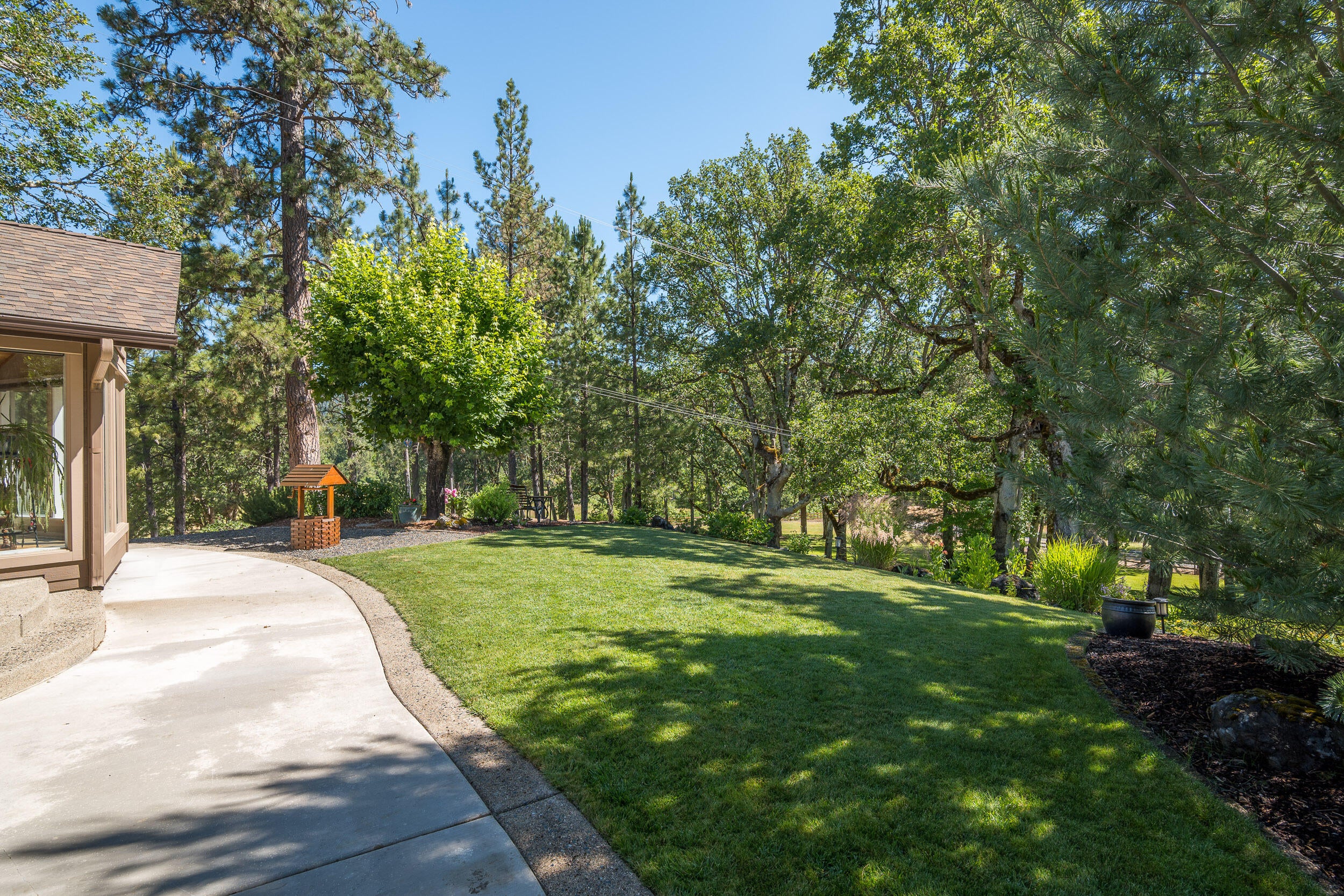 6635 Crowfoot Road Trail, OR 97541 - Photo 19 of 70 6635CrowfootRd-038