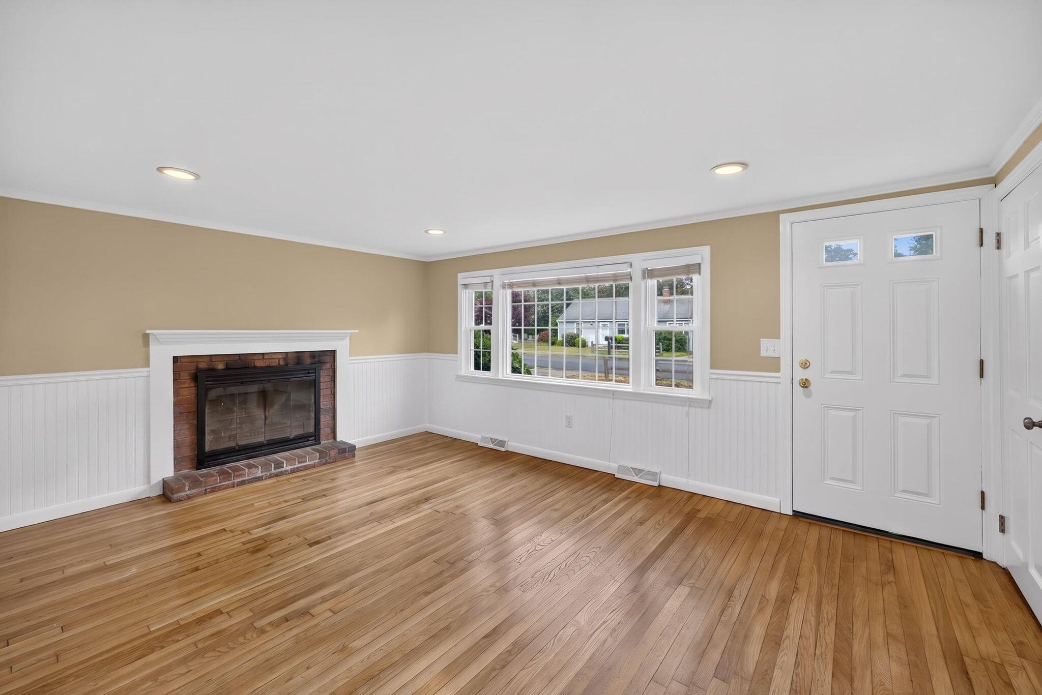 31 Frank Doyle Road South Dennis, MA 02660 - Photo 5 of 44 29-PF0A9393