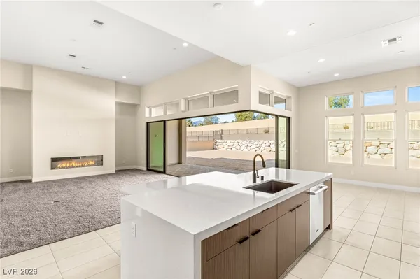 $12,000 | 11014 Horizon Ledge Avenue, Las Vegas, NV 89135