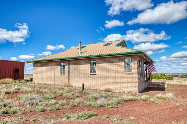 $315,000 | 734 Maverick, Concho, AZ 85924