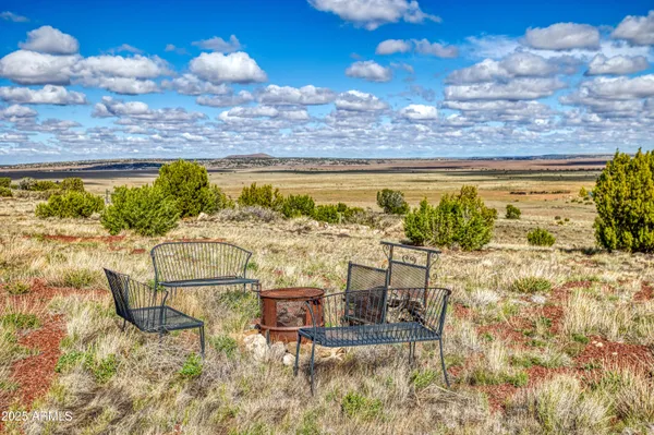 $315,000 | 734 Maverick, Concho, AZ 85924