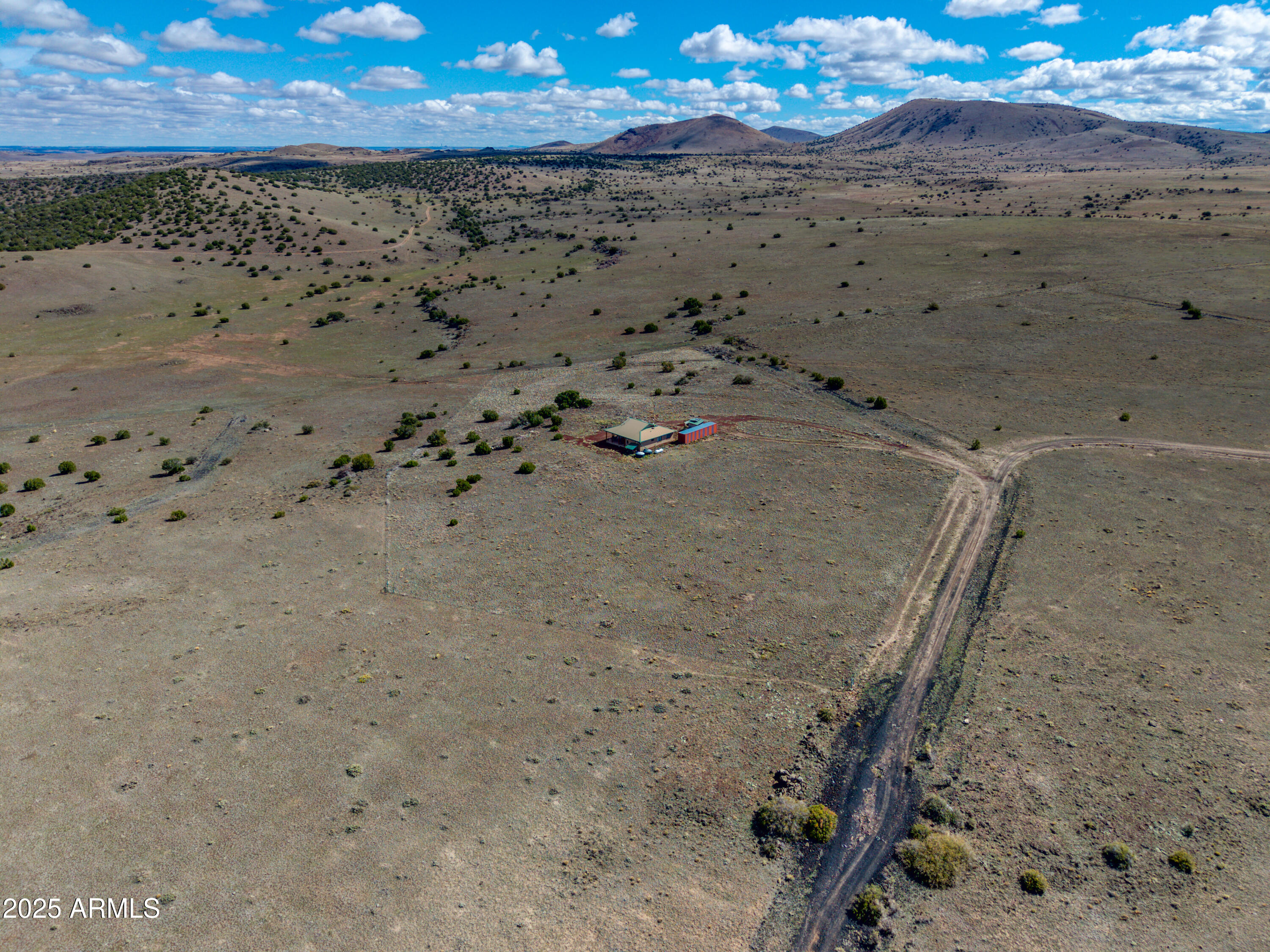 734 Maverick Concho, AZ 85924 - Photo 21 of 31 Paxmanphoto_DJI_20251024114850_0060_D-Ed