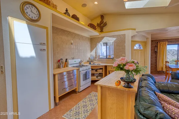 $315,000 | 734 Maverick, Concho, AZ 85924