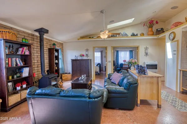 $315,000 | 734 Maverick, Concho, AZ 85924