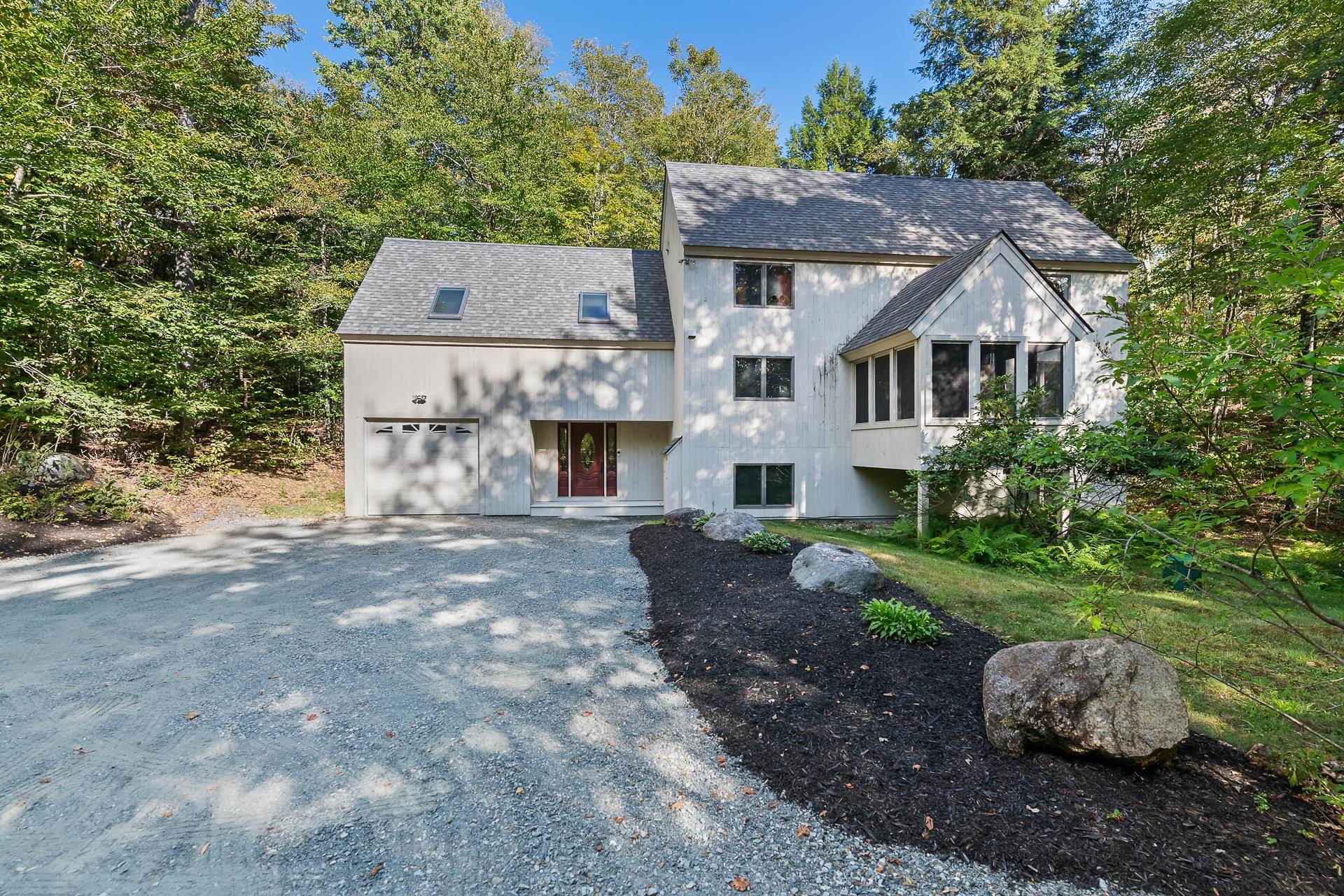 13 Moose Run Grantham, NH 03753 - Photo 2 of 41