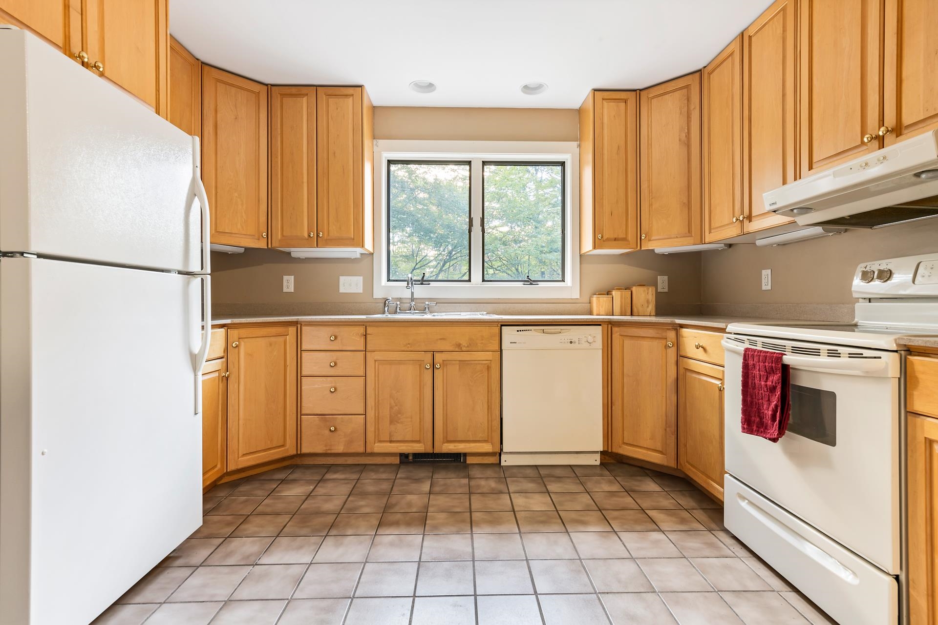 13 Moose Run Grantham, NH 03753 - Photo 9 of 41