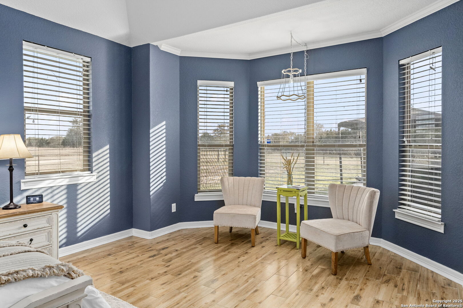 701 Kreutzberg Road Boerne, TX 78006 - Photo 20 of 43 a living room with furniture and a large window