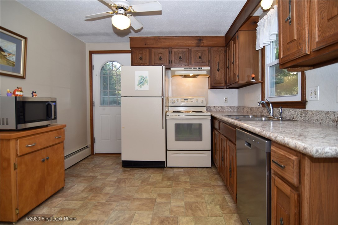 1160 Sherman Farm Road Burrillville, RI 02830 - Photo 4 of 29