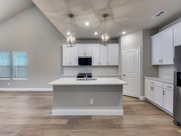 $3,500 | 600 Midnight Oak Drive, McKinney, TX 75069