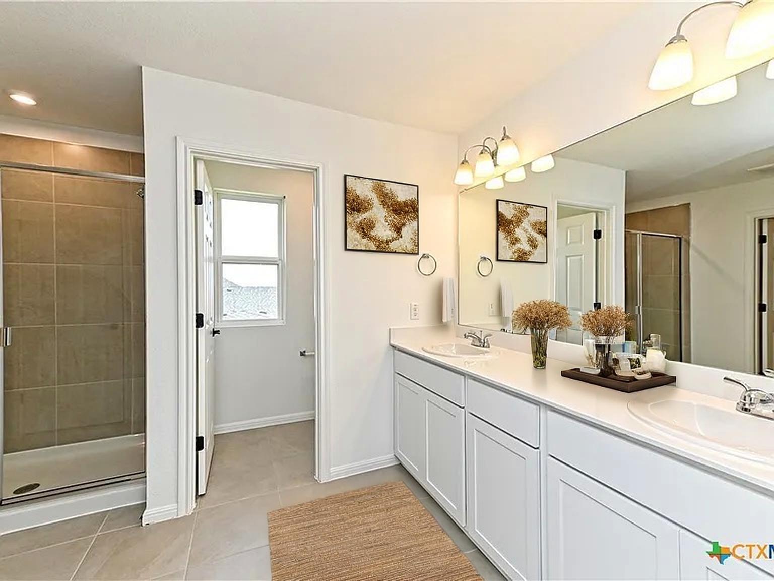 157 Seattle Slew Drive Jarrell, TX 76537 - Photo 6 of 37 Bathroom