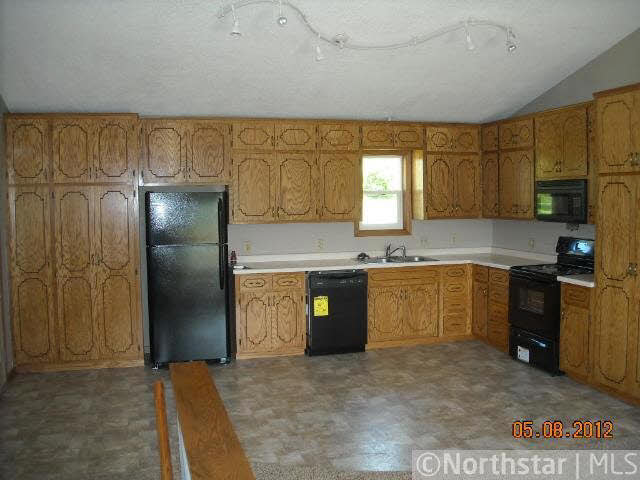37108 Sarah Lane Avon, MN 56310 - Photo 3 of 13