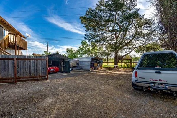 $1,399,000 | 353 Patrick Lane, Windsor, CA 95492