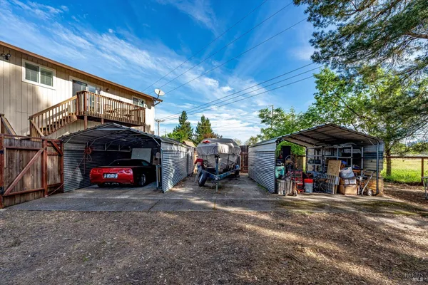 $1,449,000 | 353 Patrick Lane, Windsor, CA 95492