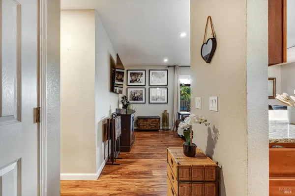 $1,449,000 | 353 Patrick Lane, Windsor, CA 95492