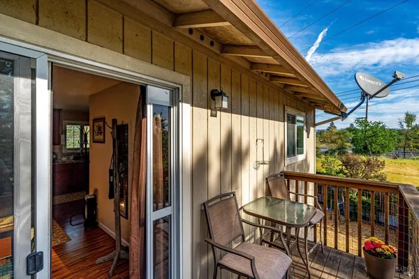 $1,399,000 | 353 Patrick Lane, Windsor, CA 95492