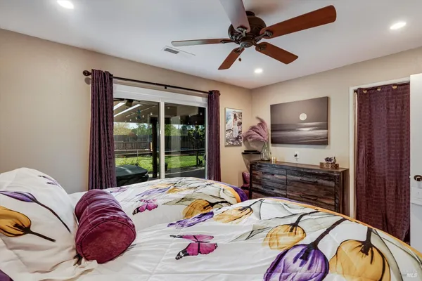 $1,449,000 | 353 Patrick Lane, Windsor, CA 95492