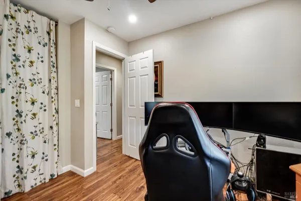 $1,449,000 | 353 Patrick Lane, Windsor, CA 95492