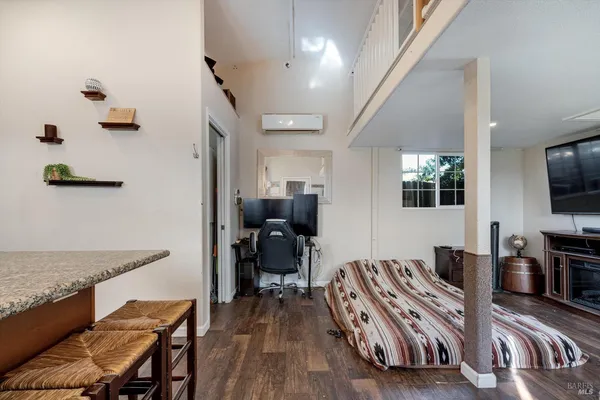 $1,449,000 | 353 Patrick Lane, Windsor, CA 95492