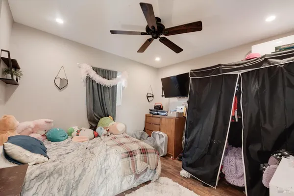 $1,449,000 | 353 Patrick Lane, Windsor, CA 95492