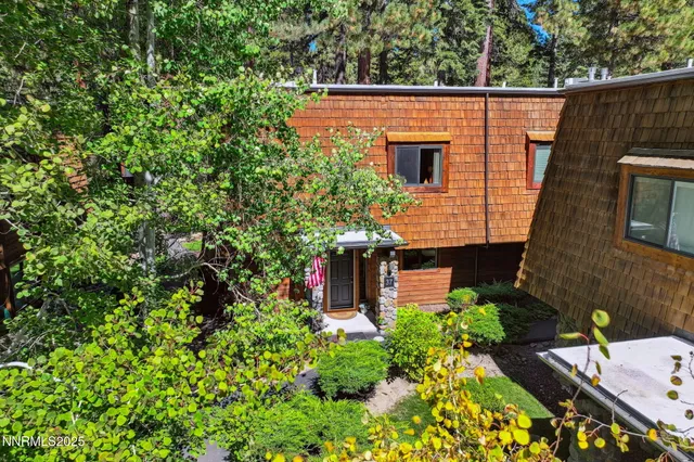 $1,325,000 | 120 Country Club Drive, Unit STE 37, Incline Village, NV 89451