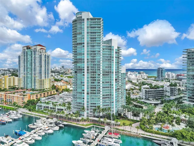 $1,950,000 | 1000 South Pointe Drive, Unit 1706, Miami Beach, FL 33139