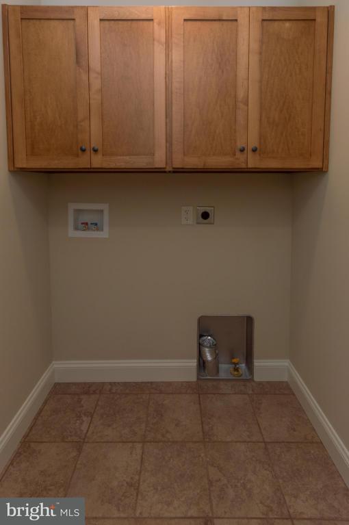 468 Hamilton Road, Unit 8 Lancaster, PA 17603 - Photo 5 of 21 Gallery Image 5