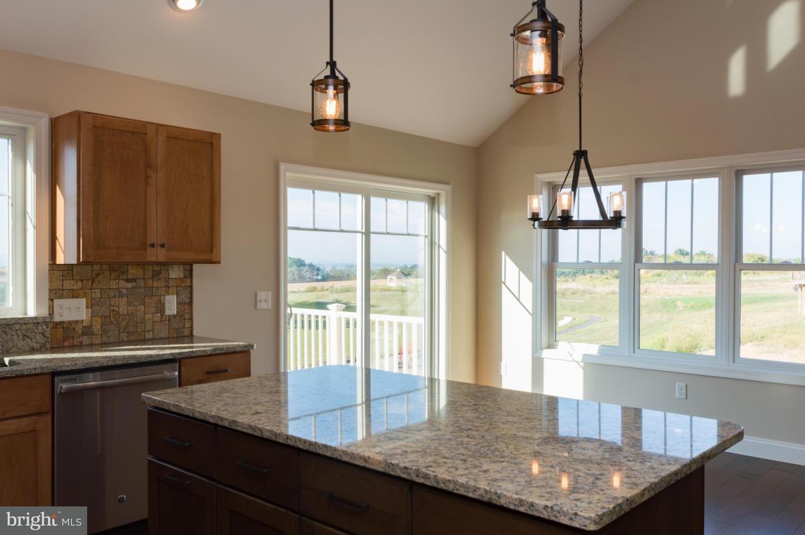 468 Hamilton Road, Unit 8 Lancaster, PA 17603 - Photo 6 of 21 Gallery Image 6