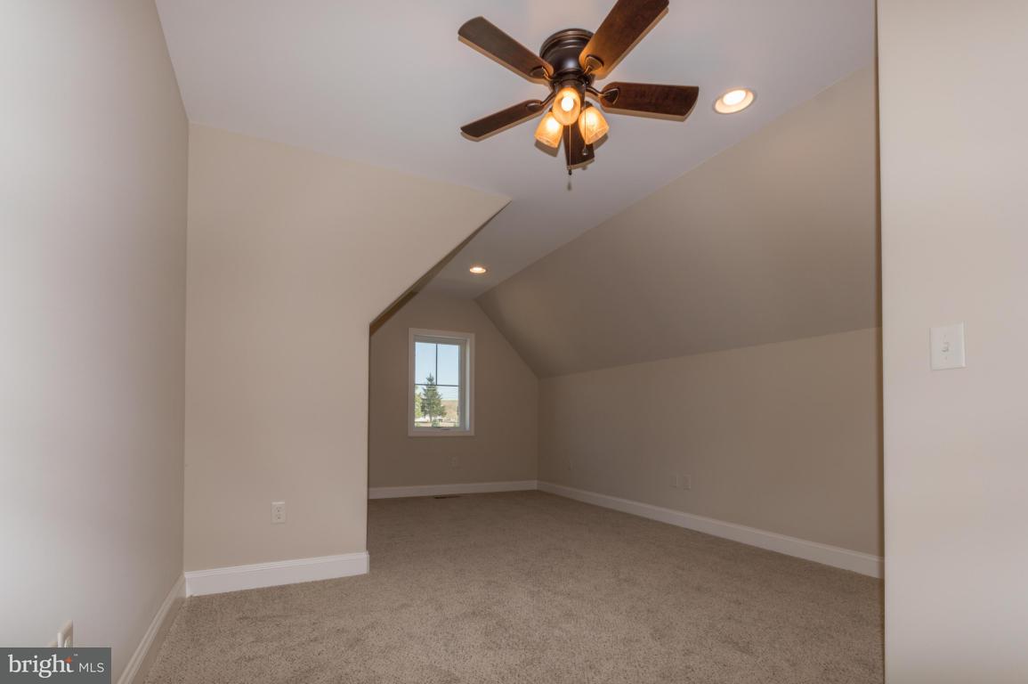468 Hamilton Road, Unit 8 Lancaster, PA 17603 - Photo 9 of 21 Gallery Image 9