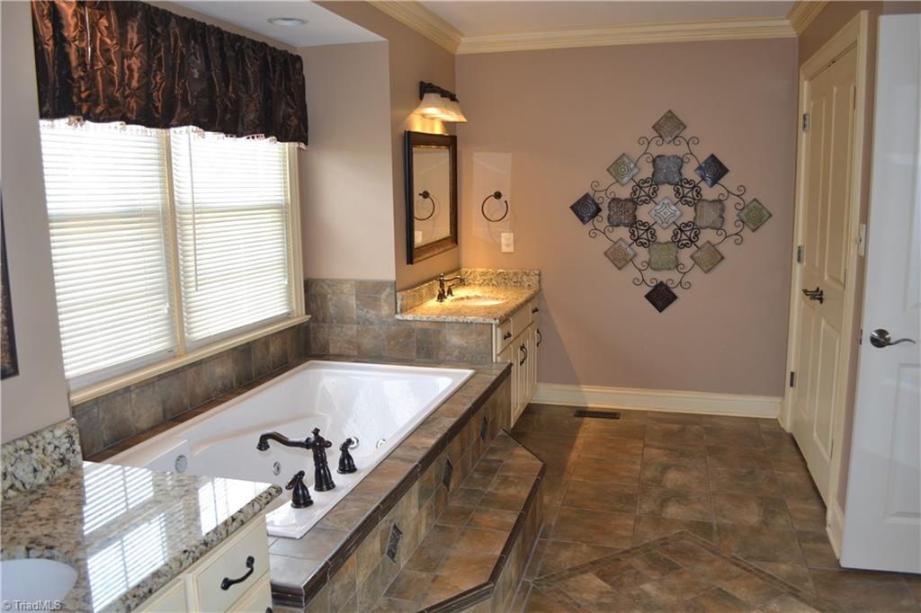 981 Williams Road Madison, NC 27025 - Photo 18 of 25 Gallery Image 18