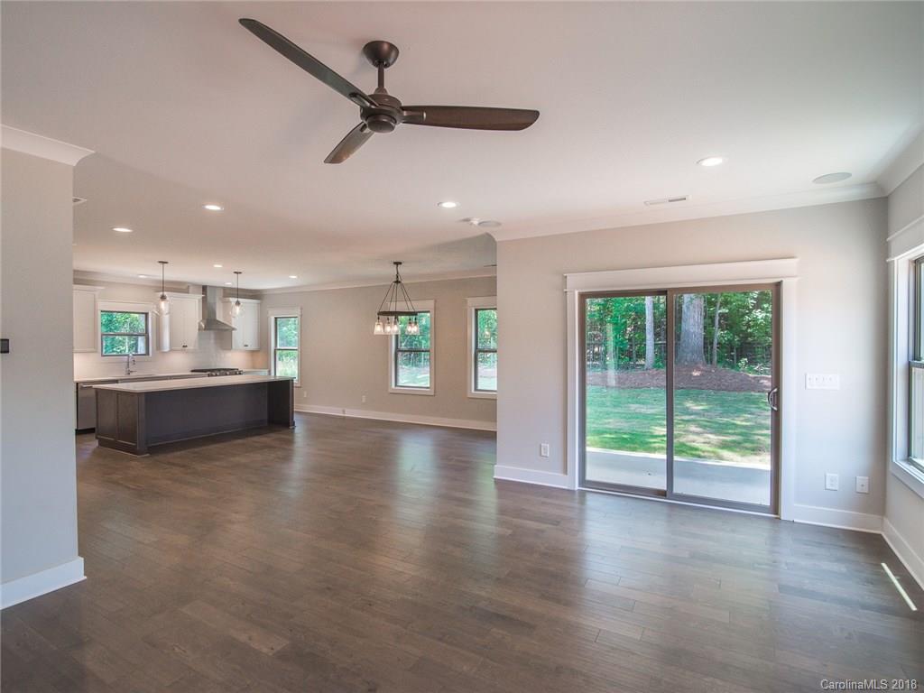 4353 Spring Street, Unit 6 Charlotte, NC 28270 - Photo 12 of 36 Gallery Image 12