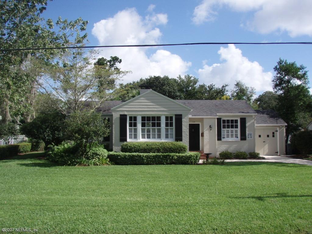 1137 Greenridge Road Jacksonville, FL 32207 - Photo 1 of 12 Front