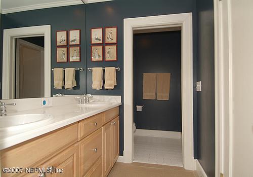 1137 Greenridge Road Jacksonville, FL 32207 - Photo 9 of 12 Master Bath