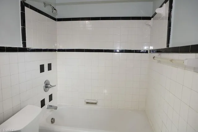 $1,625 | 603 Mayflower Drive, Greensboro, NC 27403