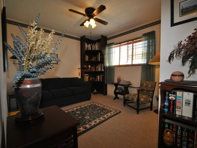 285 West Phillips Road Watsonville, CA 95076 - Photo 6 of 9 Gallery Image 6