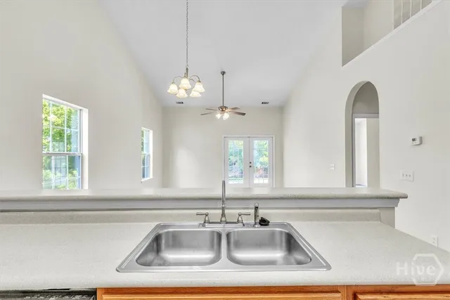 $2,000 | 56 Stonelake Circle, Savannah, GA 31419