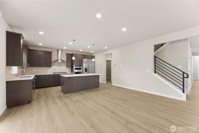 $2,414,995 | 10484 135th Place Northeast, Unit 39, Kirkland, WA 98033