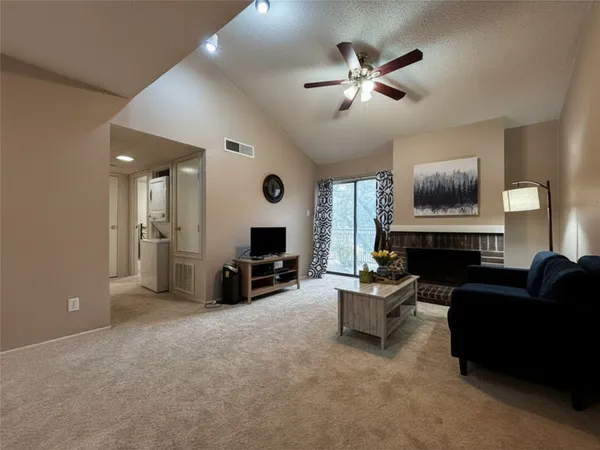 $99,000 | 7900 North Stadium Drive, Unit 16, Houston, TX 77030