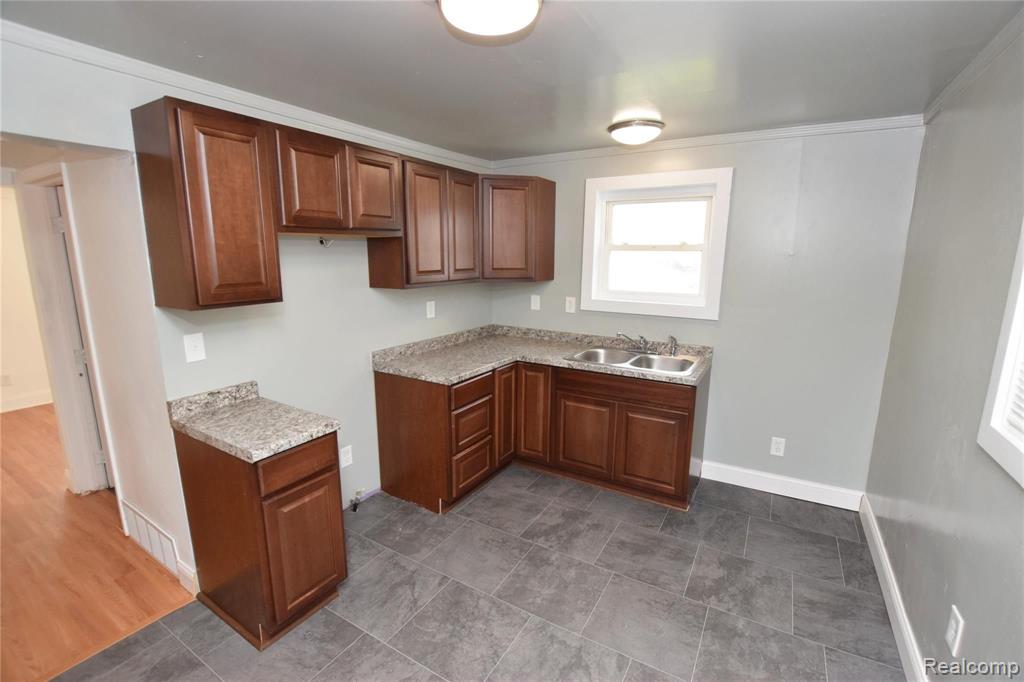 1053 East Frances Road Mount Morris, MI 48458 - Photo 4 of 13