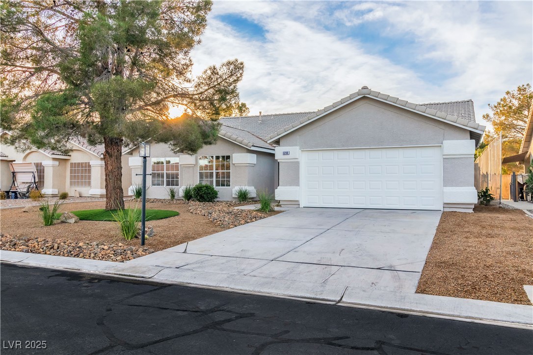 5209 Rim View Lane Las Vegas, NV 89130 - Photo 8 of 77 Gallery Image 8