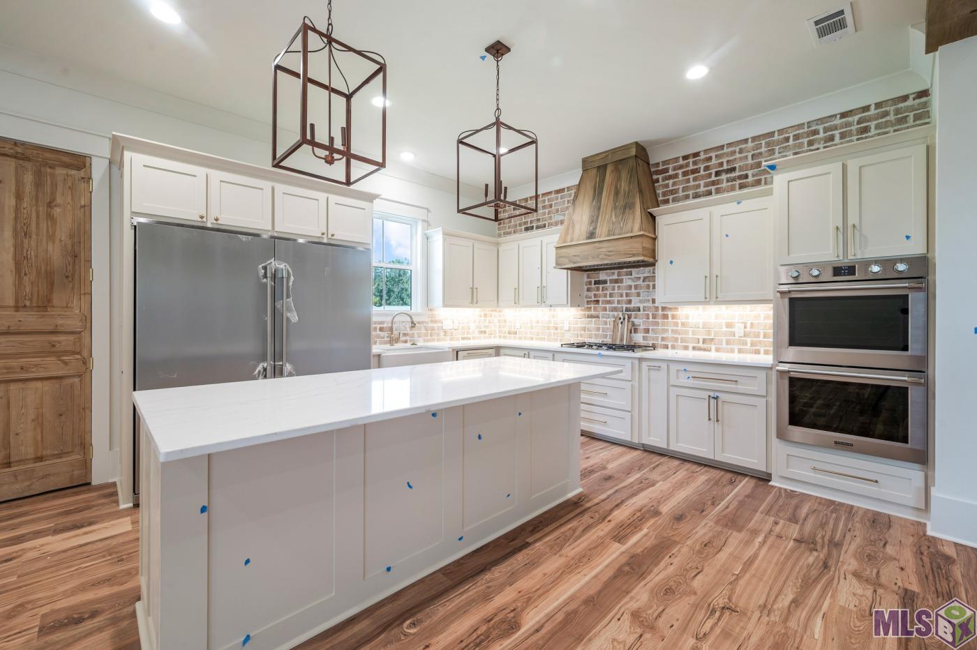 10576 Arnold Road Denham Springs, LA 70726 - Photo 15 of 27