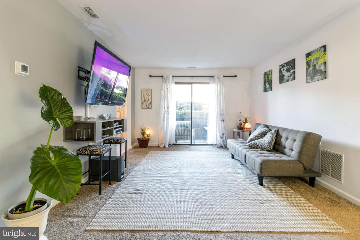 1003 Spring Gate Road, Unit 1A Baltimore, MD 21228 - Photo 17 of 28 Gallery Image 17