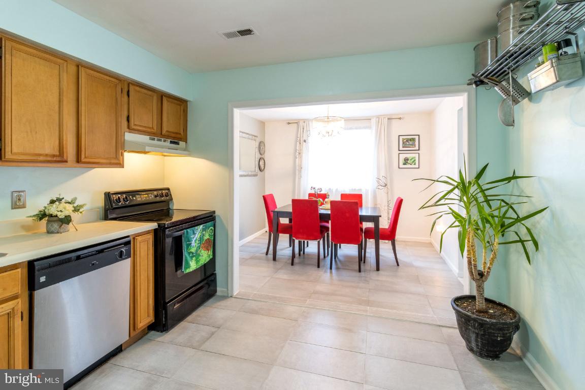 Huge kitchen