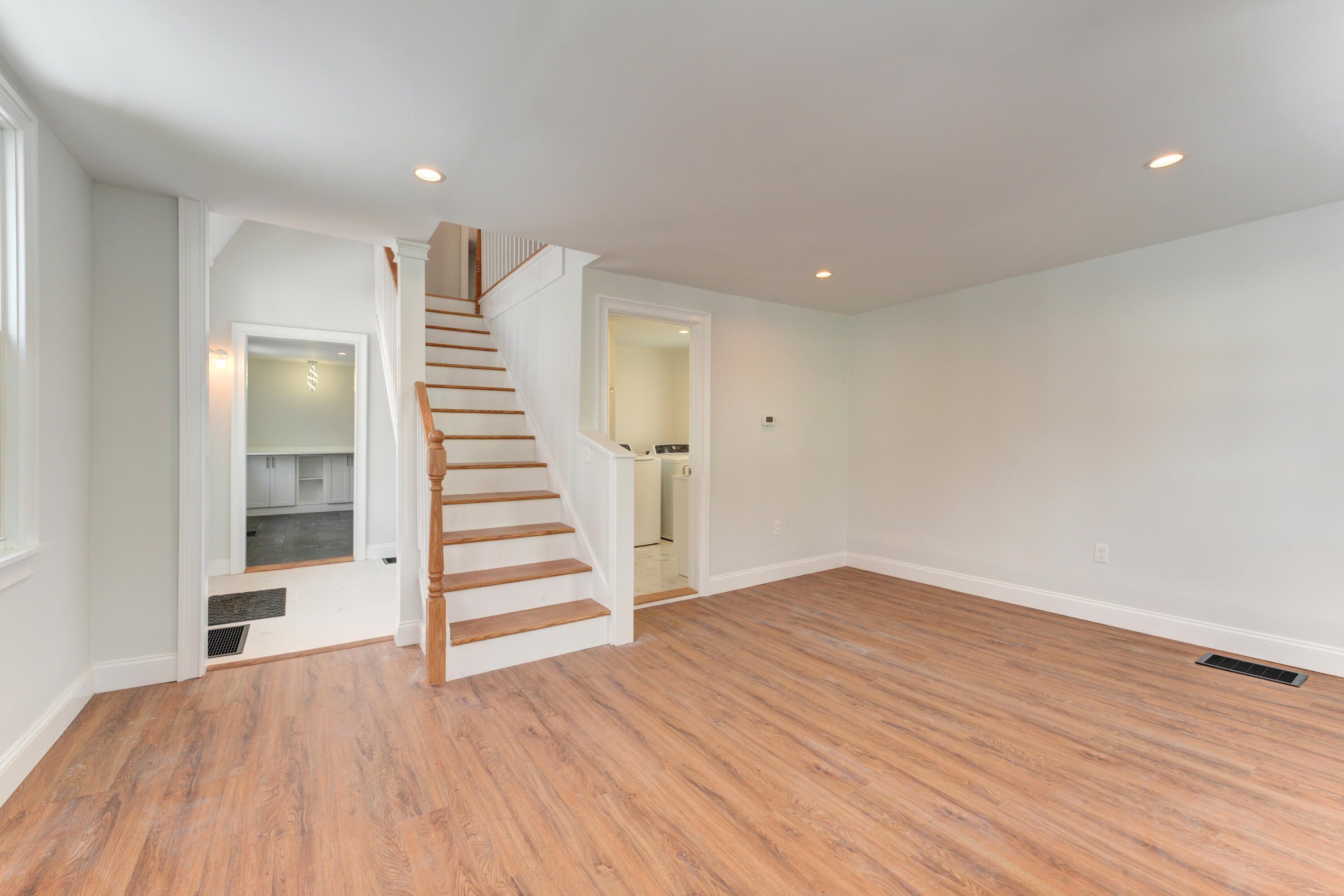 16 Dunlap Street Brunswick, ME 04011 - Photo 23 of 55 09