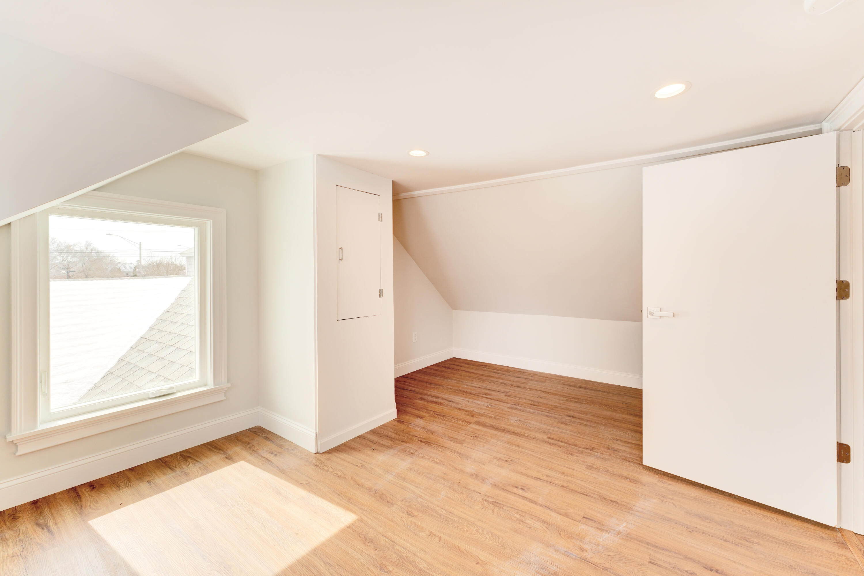 16 Dunlap Street Brunswick, ME 04011 - Photo 37 of 55 23