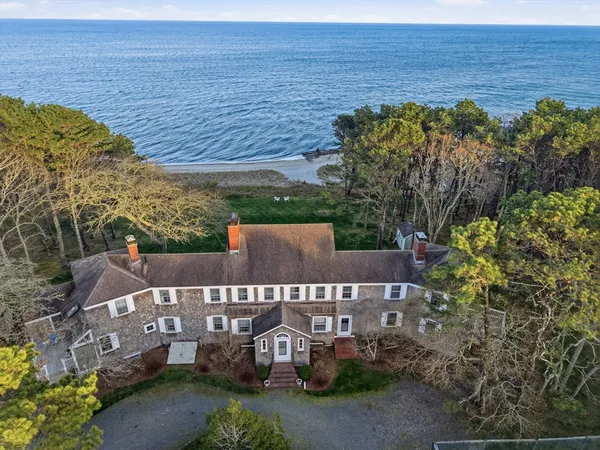 $13,950,000 | 190 Vineyard Road, Barnstable, MA 02635