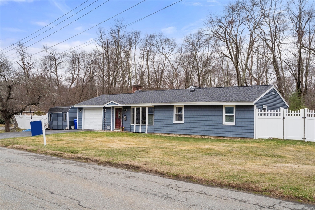 89 Brooks Street Maynard, MA 01754 - Photo 3 of 42